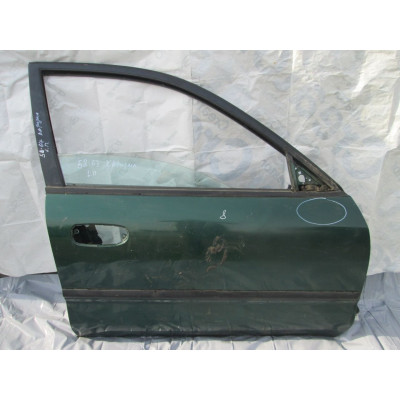 Дверь передняя правая к  Mitsubishi  Carisma,  2000