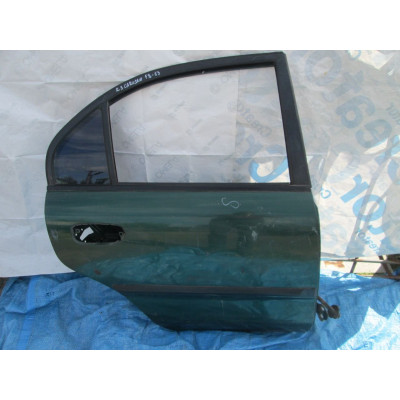 Дверь задняя правая к  Mitsubishi  Carisma,  2000