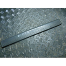  Накладка на порог внутренняя передняя правая к  Mercedes  E W210,  2001