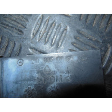  Кронштейн крепления бампера переднего к  Mercedes  E W210,  2001