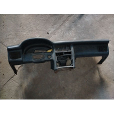  Панель передняя салона (торпедо) к  Audi  80,  1990