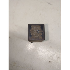  Реле (прочие) к  Audi  80,  1990