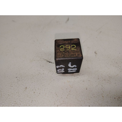 Реле (прочие) к  Audi  80,  1990