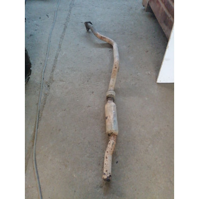 Труба приемная глушителя к  Audi  80,  1990