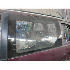  Стекло кузовное боковое левое к  Dodge  Caravan,  1999