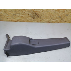  Обшивка стойки передней правой к  Dodge  Caravan,  1999