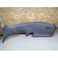  Обшивка стойки задней правой к  Dodge  Caravan,  1999