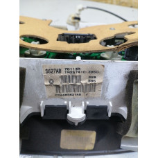  Щиток приборов (приборная панель) к  Dodge  Caravan,  1999