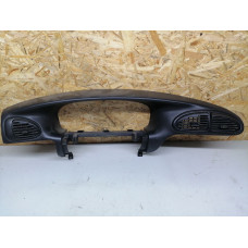  Накладка декоративная на торпедо к  Dodge  Caravan,  1999