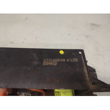  Блок предохранителей к  Dodge  Caravan,  1999