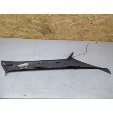  Обшивка стойки передней левой к  Dodge  Caravan,  1999