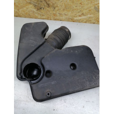  Резонатор воздушного фильтра к  Dodge  Caravan,  1999