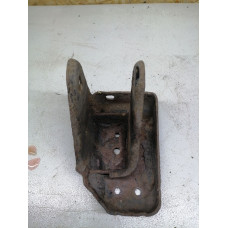  Кронштейн усилителя бампера переднего (домик) к  Dodge  Caravan,  1999