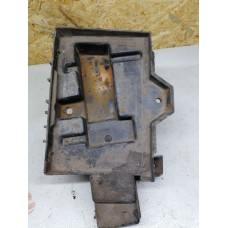  Полка аккумулятора к  Dodge  Caravan,  1999