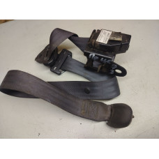  Ремень безопасности задний центральный к  Dodge  Caravan,  1999