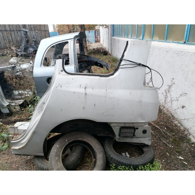 Четверть задняя левая к  Renault  Espace,  2005