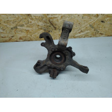  Кулак поворотный правый к  Dodge  Caravan,  1999