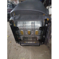  Сиденье переднее к  Chrysler  Voyager,  1999