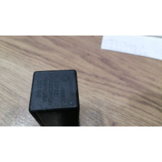  Реле поворотов к  Dodge  Caravan,  1999