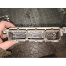  Блок управления двигателем к  Dodge  Caravan,  1999