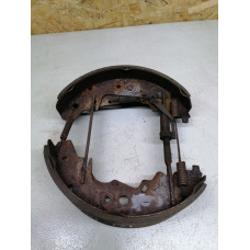  Тормозные колодки задние к  Dodge  Caravan,  1999