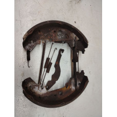  Механизм развода задних тормозных колодок правый к  Dodge  Caravan,  1999