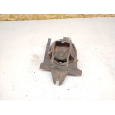  Кронштейн двигателя к  Dodge  Caravan,  1999