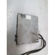  Блок радио к  Dodge  Caravan,  1999