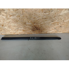  Молдинг (накладка кузовная) к  Dodge  Caravan,  1999