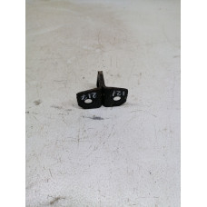  Ответная часть замка багажника к  Dodge  Caravan,  1999