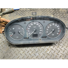  Щиток приборов (приборная панель) к  Renault  Scenic,  1998