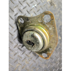  Подушка крепления двигателя к  Renault  Scenic,  1998