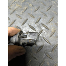  Выключатель концевой (концевик) к  Renault  Scenic,  1998