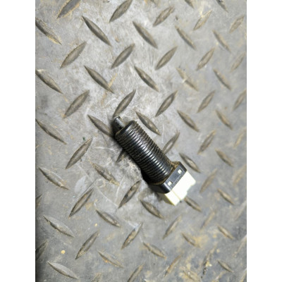 Датчик педали тормоза (лягушка) к  Renault  Scenic,  1998