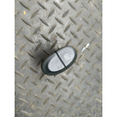 Кнопка подогрева заднего стекла к  Renault  Scenic,  1998