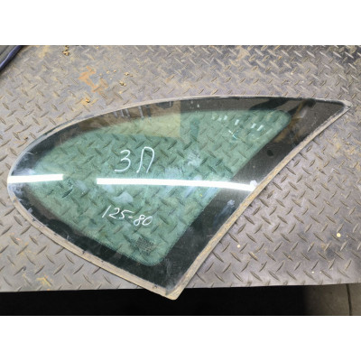 Стекло кузовное боковое правое к  Renault  Scenic,  1998