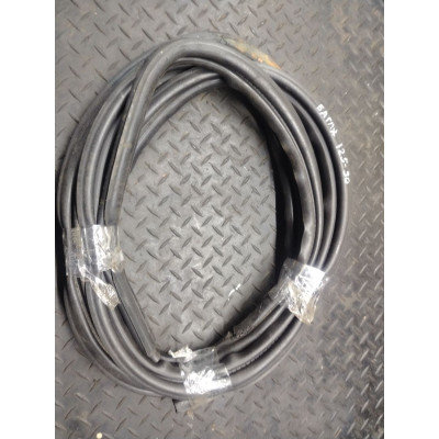 Уплотнитель багажника к  Renault  Scenic,  1998