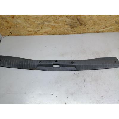 Пластик багажника к  Renault  Scenic,  1998