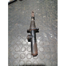  Цилиндр сцепления главный к  Audi  100,  1985