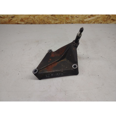 Кронштейн КПП к  Renault  Scenic,  1998