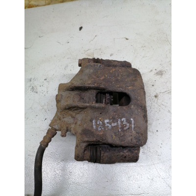 Суппорт передний правый к  Renault  Scenic,  1998