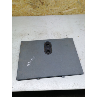 Крышка инструментального ящика к  Renault  Scenic,  1998