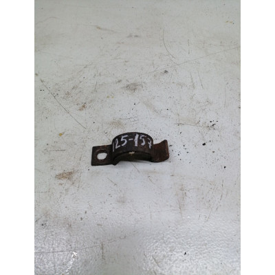 Крепление втулки стабилизатора к  Renault  Scenic,  1998