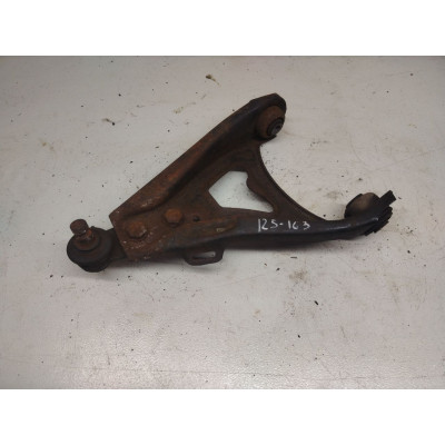 Рычаг передний левый к  Renault  Scenic,  1998