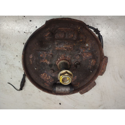 Кожух защитный тормозного диска к  Renault  Scenic,  1998