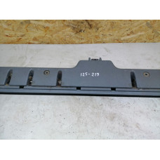  Пластик салазок сиденья к  Renault  Scenic,  1998