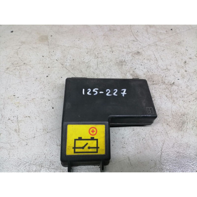 Крышка блока предохранителей к  Renault  Scenic,  1998