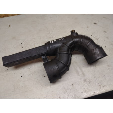  Патрубок воздушного фильтра к  Renault  Kangoo,  1998