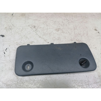 Крышка блока предохранителей к  Renault  Kangoo,  1998