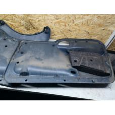  Обшивка двери (дверная карта) комплект к  Renault  Kangoo,  1998